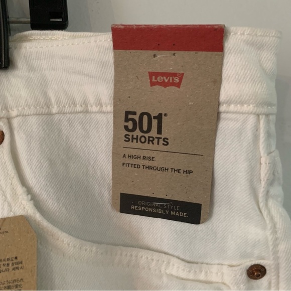 NWT Levi’s Women’s 501 Shorts High Rise Button Fly Size 20W - Picture 3 of 11